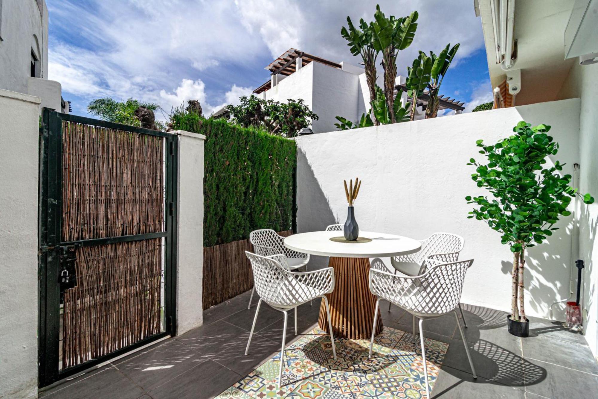 Guadalvillas 105 *